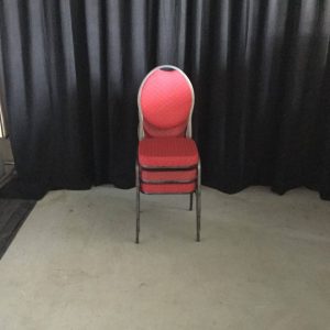 Stapel stoelen